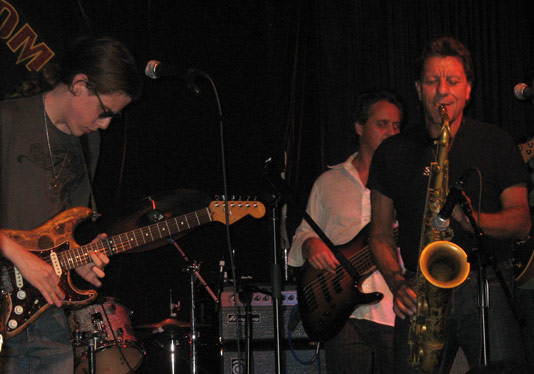 conrad oberg jams with richie cannata