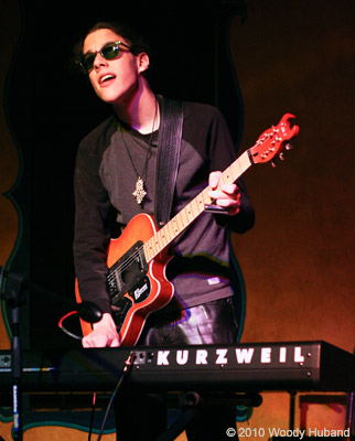 conrad oberg on his favorite Kurzweil keyboard & his favorite Burns guitar at the same time